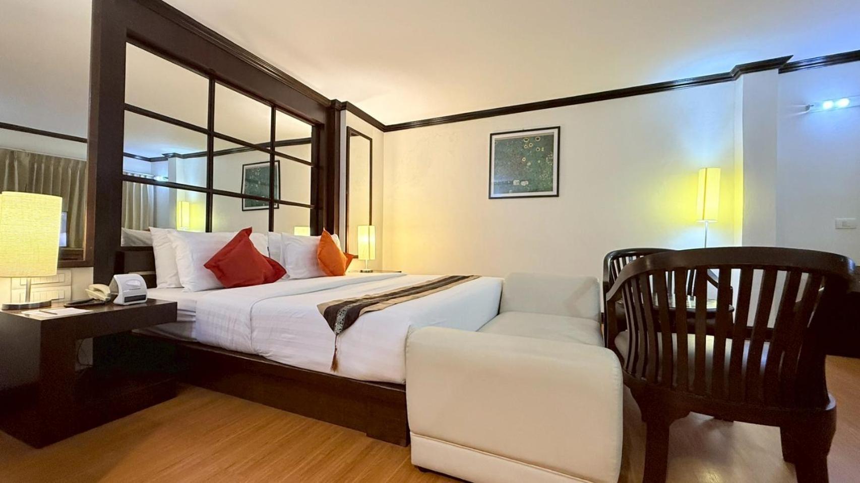 Grand Business Inn Bangkok Exteriör bild