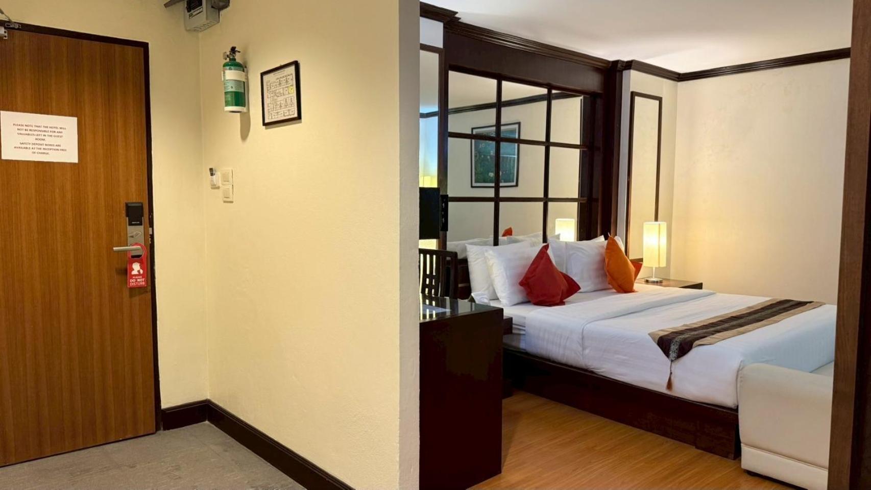 Grand Business Inn Bangkok Exteriör bild