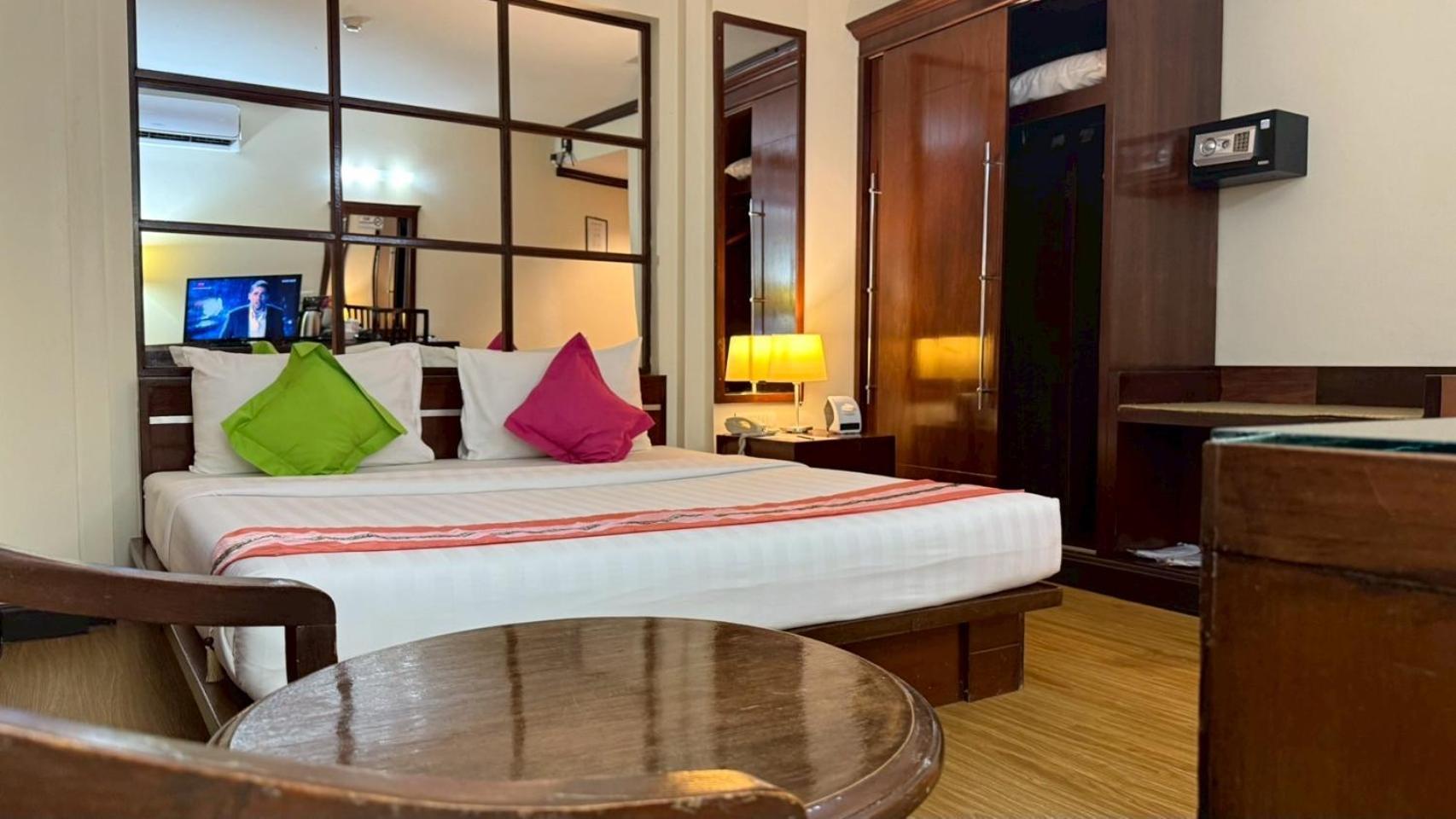 Grand Business Inn Bangkok Exteriör bild