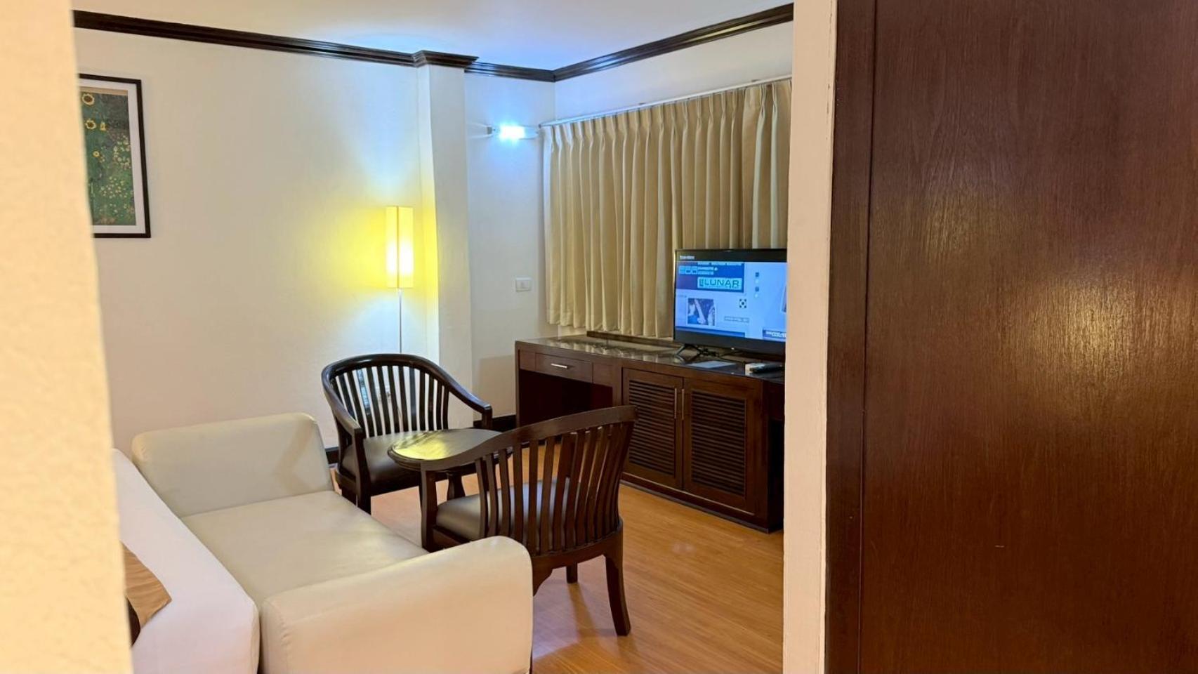 Grand Business Inn Bangkok Exteriör bild