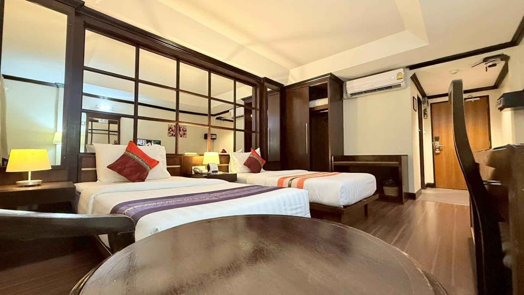 Grand Business Inn Bangkok Exteriör bild