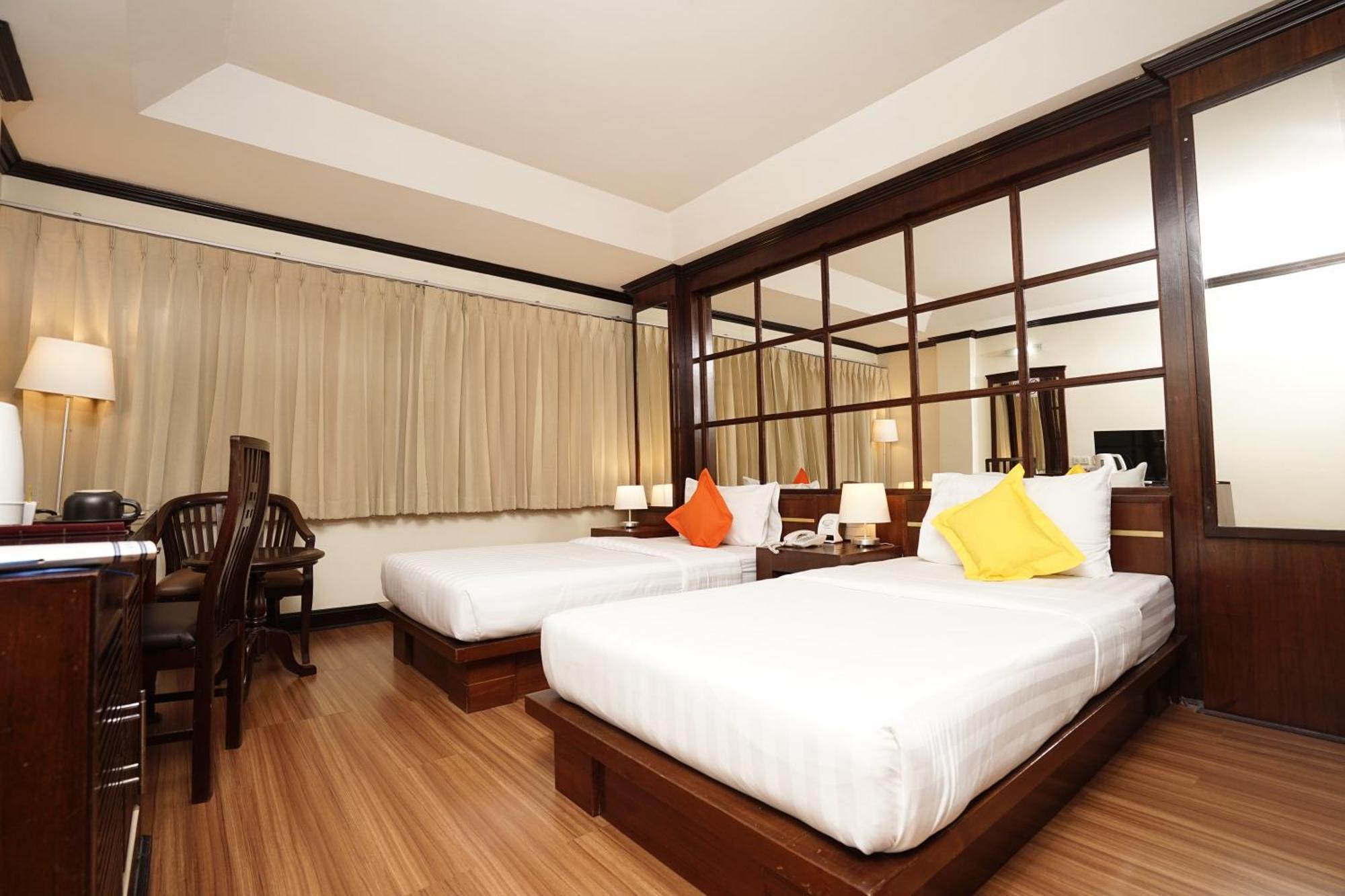 Grand Business Inn Bangkok Exteriör bild